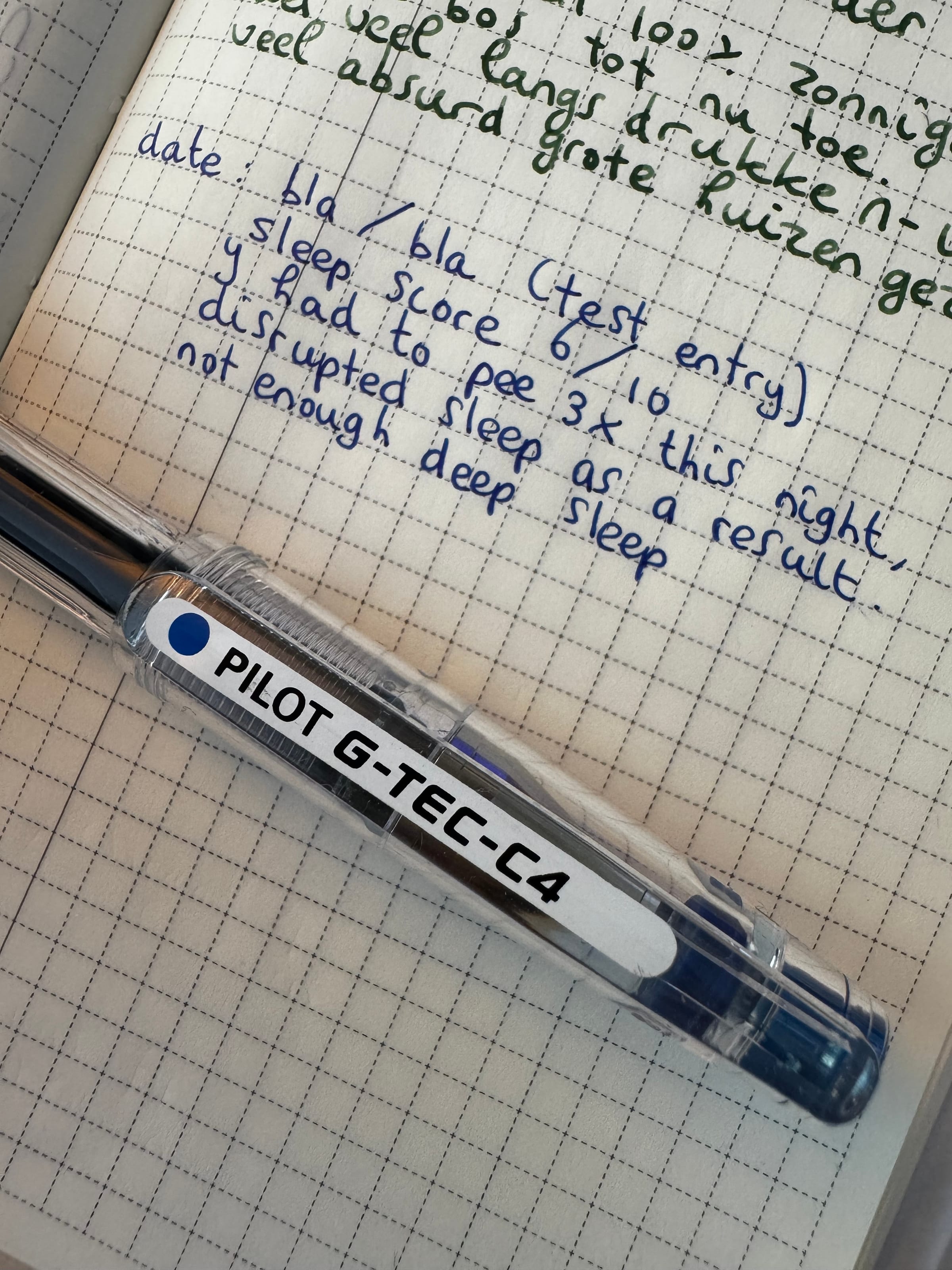 Trying out health tracking spreads in the Hobonichi Weeks